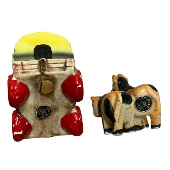 Vintage Victoria Ceramics Japan Cow Covered Wagon Salt Pepper Shaker Set - Picture 4 of 5